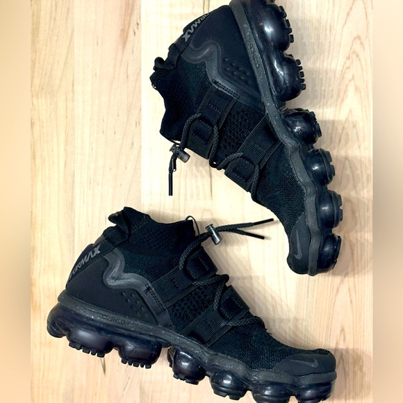 Men’s Black Nike Vapormax Fly Knit - Size 6.5 - Picture 1 of 5